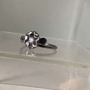TLC new vintage silver flower ring